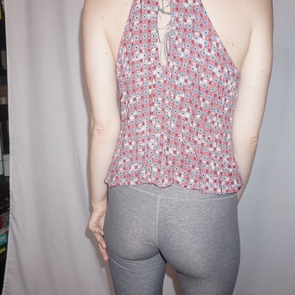 Pink Patterned Keyhole Halter Top - Picture 3 of 7